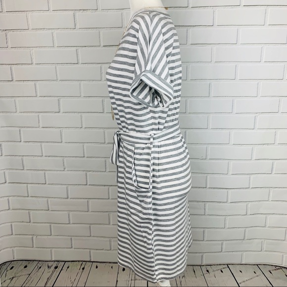 🔥PINSTRIPE DRESS🔥Short Sleeve Casual Wear Dress Small NWT - Picture 3 of 5